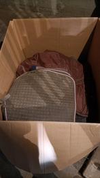 Paarden dekens, Enlèvement