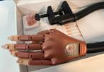 Nailtrainer, nagelstyliste, manicure oefenhand gratis kussen, Ophalen of Verzenden, Zo goed als nieuw, Persoonlijke verzorging