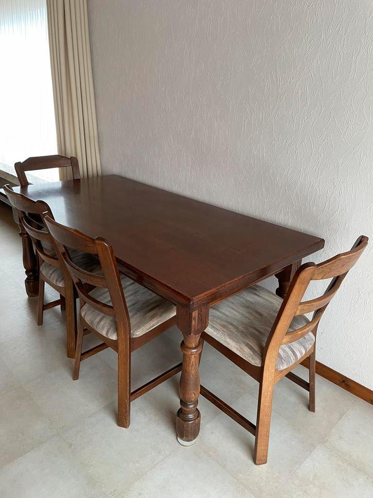 Eiken tafel met 6 bijhorende stoelen, Huis en Inrichting, Complete eetkamers, Gebruikt, 4 tot 6 stoelen, Ophalen