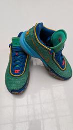 Nike LeBron 20 “Kaleidoscope” – Unieke colorway – maat 37.5, Enfants & Bébés, Vêtements enfant | Chaussures & Chaussettes, Enlèvement ou Envoi
