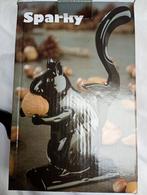 Écureuil casse noisettes -noix neuf ds emballage., Enlèvement, Neuf