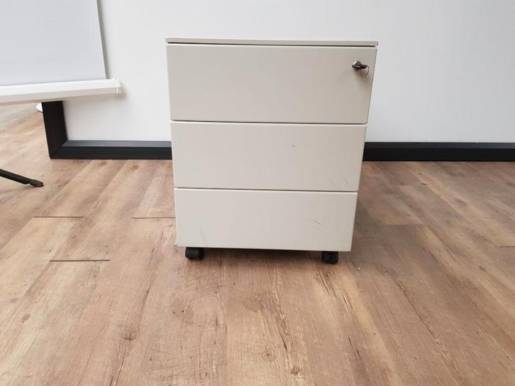 Metalen ladeblok (Licht grijs), Computers en Software, Laptoptafels, Ophalen of Verzenden