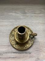 Oude koperen kandelaar, Ophalen, Koper