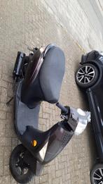 Une trottinette de classe démarre, roule bien., Vélos & Vélomoteurs, Enlèvement ou Envoi, Comme neuf