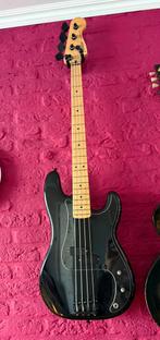 Fender Precision bass - custom upgrades, Musique & Instruments, Instruments à corde | Guitares | Basses, Enlèvement, Utilisé