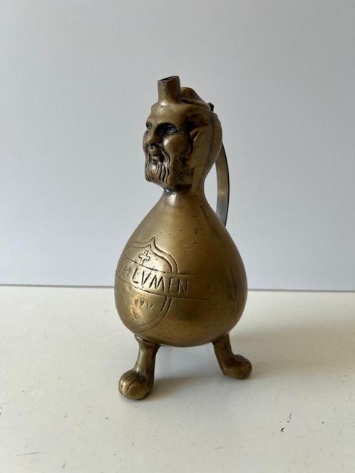 Antiek Bronzen Aquamanile – Kannetje in de Vorm van een Baar, Antiek en Kunst, Curiosa en Brocante, Verzenden