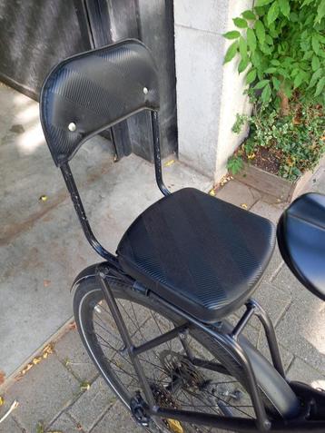 Fietsstoeltje beschikbaar voor biedingen