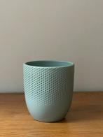 Cachepot, Ophalen, Gebruikt