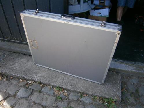 koffers voor schilderjen, Handtassen en Accessoires, Koffers, Gebruikt, Metaal, 60 tot 70 cm, 45 tot 55 cm, Wieltjes, Ophalen