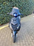 Piaggio Zip B klasse, Fietsen en Brommers, Scooters | Piaggio, Ophalen of Verzenden, Zo goed als nieuw