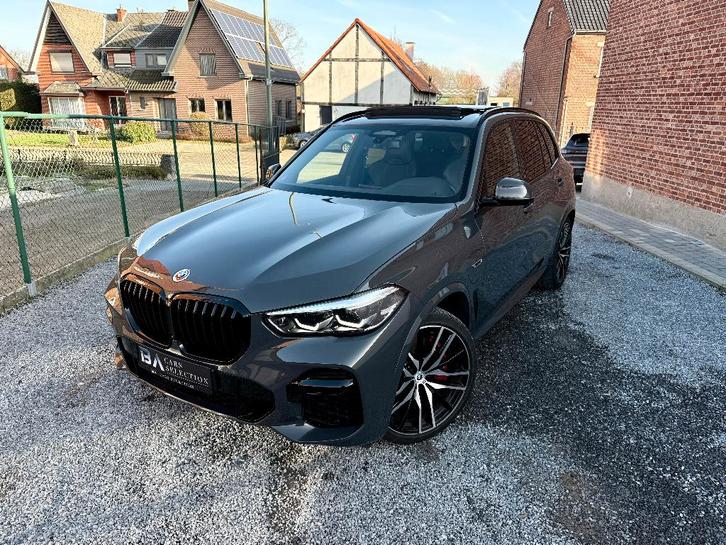 BMW X5 xDrive45e M | Pano | Stoelventilatie | M-Zetels!, Autos, BMW, Entreprise, Achat, X5, Caméra 360°, 4x4, ABS, Caméra de recul