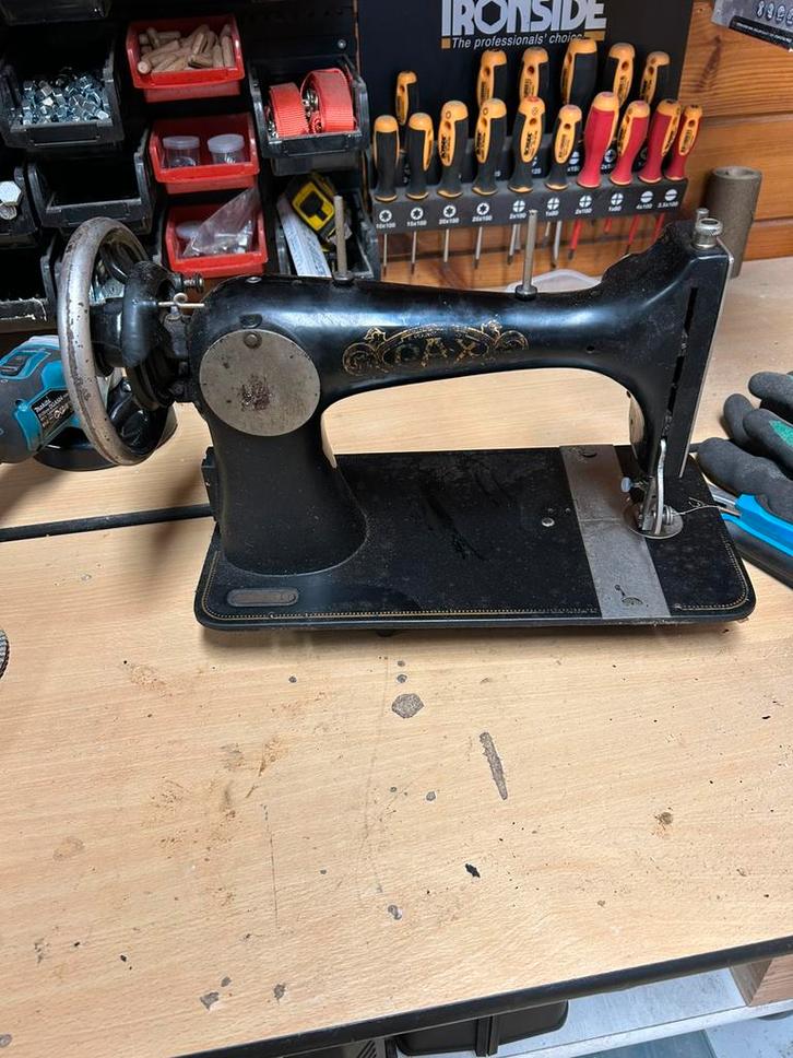 Singer naaimachine, Antiek en Kunst, Antiek | Naaimachines, Ophalen