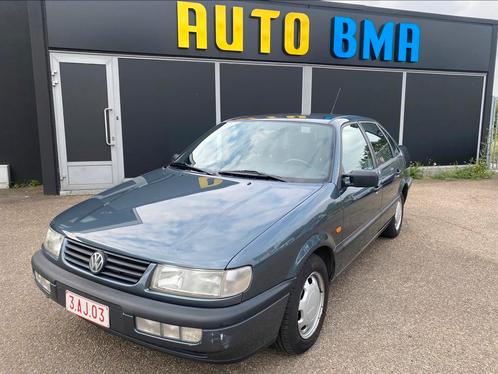 Volkswagen Passat 1.8i **1e Propriétaire** 90.000 km**, Autos, Volkswagen, Entreprise, Achat, Passat, ABS, Airbags, Verrouillage central