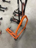 KTM Superduke 1290 stand, Bedrijf