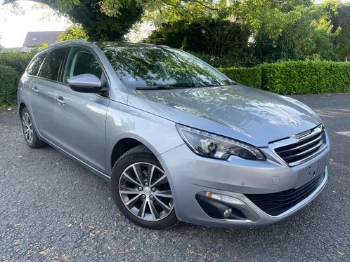 Peugeot 308 1.2i/ **EURO 6b**/ CRUISE+PANO+CAMERA..., Auto's, Peugeot, Bedrijf, Te koop, Climate control, Dakrails, Emergency brake assist