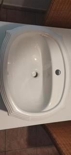 Vasque sale de bain, Maison & Meubles, Salle de bain | Meubles de Salle de bain, Comme neuf