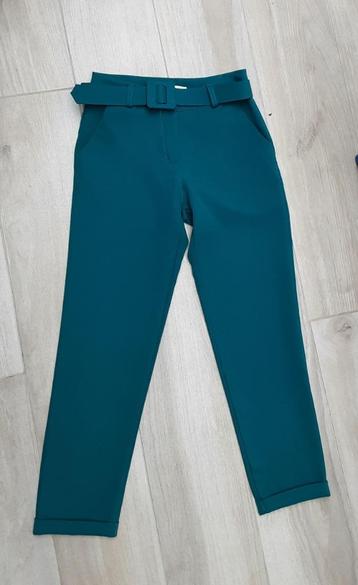 Lange dames broek met riem maat XS *New Collection*  beschikbaar voor biedingen