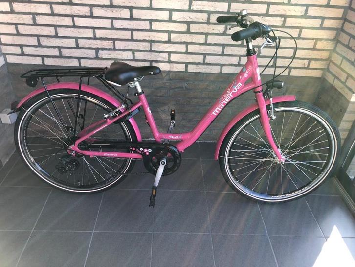 Meisjesfiets minerva 26 inch, Fietsen en Brommers, Fietsen | Meisjes, Zo goed als nieuw, 26 inch of meer, Handrem, Versnellingen