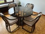 Tafel met stoelen, Ophalen, Vier personen, Rond