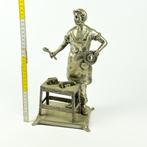 Tinnen beeld van ambachtsman in actie, Antiek en Kunst, Ophalen of Verzenden