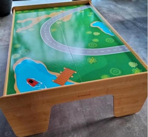 Kidkraft houten speeltafel, Kinderen en Baby's, Speelgoed | Speeltafels, Zo goed als nieuw, Ophalen