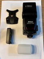 Nikon Speedlight SB-800 + trépied + batterie supplément +sac, Enlèvement ou Envoi, Comme neuf, Nikon, Inclinable