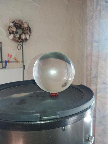 Glazen bol, Enlèvement, Comme neuf