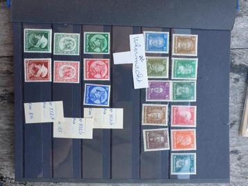 Mapje met duitse ww2 postzegels beschikbaar voor biedingen