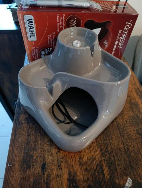 Drinkfontein, Dieren en Toebehoren, Kattenvoerbakken en Drinkbakken, Zo goed als nieuw, Ophalen