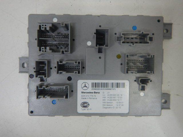 Mercedes-Benz C-Klasse C350E W205 Comfortmodule A2059002019, Auto-onderdelen, Elektronica en Kabels, Mercedes-Benz, Gebruikt, Ophalen of Verzenden