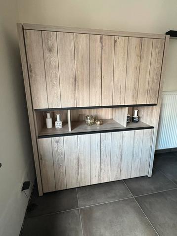 Barkast met ledverlichting type lucca beschikbaar voor biedingen
