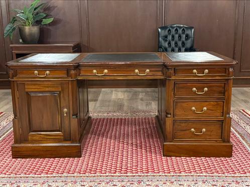 Klassiek Engels bureau #525, Huis en Inrichting, Bureaus, Zo goed als nieuw, Bureau, Ophalen of Verzenden