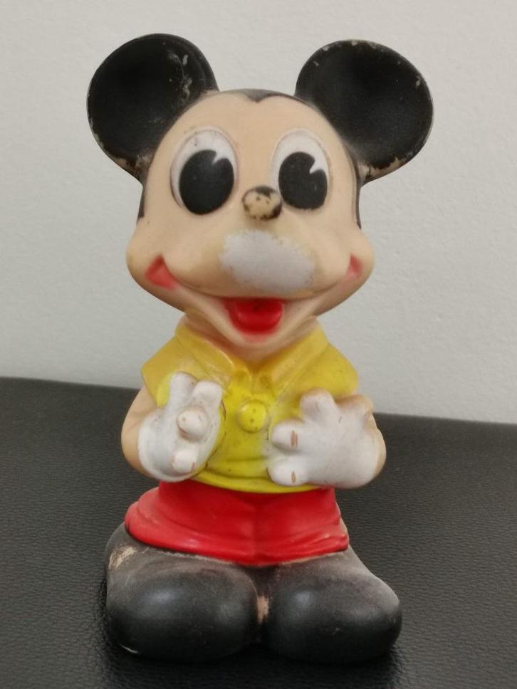 vintage rubberen piepfiguur Mickey Mouse jaren '60, Verzamelen, Disney, Beeldje of Figuurtje, Mickey Mouse, Ophalen of Verzenden