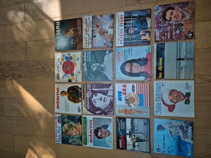 Vinyl platen 45T, Muziek en Instrumenten, Overige Muziek en Instrumenten, Zo goed als nieuw, Ophalen of Verzenden