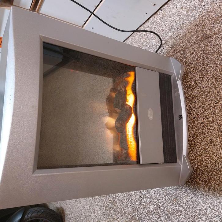 Chauffage intérieur pour salon avec vue panoramique du bois, Doe-het-zelf en Bouw, Verwarming en Radiatoren, Gebruikt, Ophalen