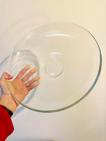 Grote glazen schaal 33cm diameter beschikbaar voor biedingen