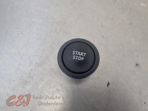 Start/Stop schakelaar van een Renault Trafic, Auto-onderdelen, Dashboard en Schakelaars, Renault, Gebruikt, 3 maanden garantie