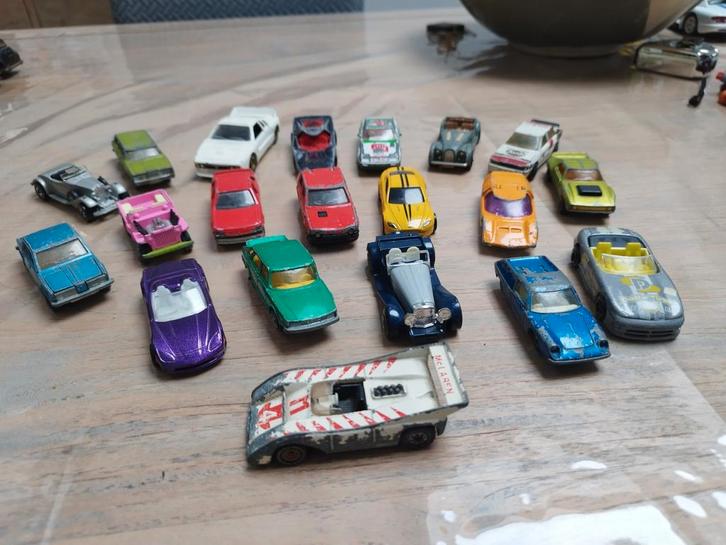 voitures miniatures marques diverses, Hobby en Vrije tijd, Modelauto's | Overige schalen, Gebruikt, Auto, Ophalen of Verzenden