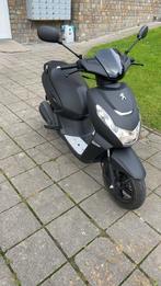 Scooter Peugeot kisbee 2023, Fietsen en Brommers, Ophalen, Zo goed als nieuw