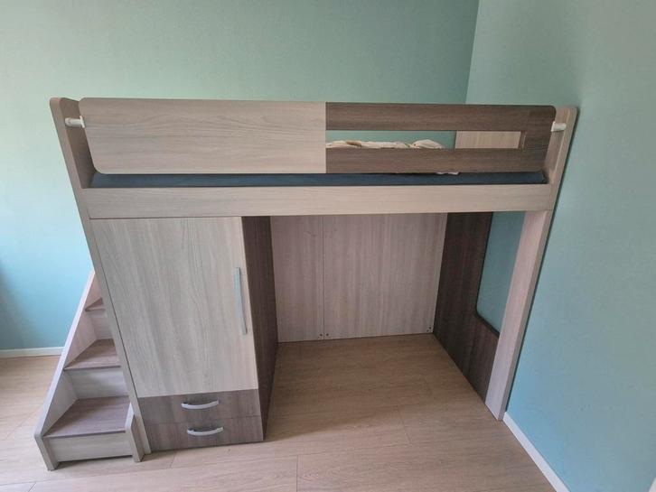 Hoogslaper met kleine kleerkast Nardi, Kinderen en Baby's, Kinderkamer | Stapelbedden en Hoogslapers, Gebruikt, Hoogslaper, Ophalen