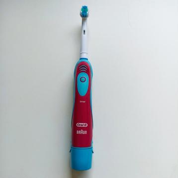 ORAL-B elektrische tandenborstel, op 2 AA-batterijen
