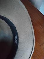 Hoeden, 56 of 57 cm (M, 7 of 7⅛ inch), Hoed, Nieuw, Ophalen