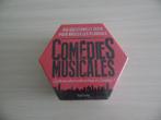 COMÈDIES MUSICALES     HACHETTE       NEUF SOUS BLISTER, Een of twee spelers, Ophalen of Verzenden, Nieuw, Hachette