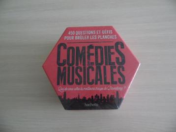 COMÈDIES MUSICALES     HACHETTE       NEUF SOUS BLISTER beschikbaar voor biedingen