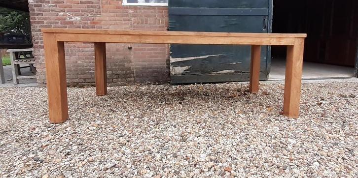 Showroommodel Rustieke Teak tuintafel 220 cm, Tuin en Terras, Tuintafels, Zo goed als nieuw, Rechthoekig, Teakhout, Ophalen