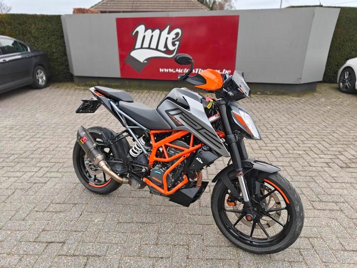 KTM Duke 125 2022 18dkm, Motoren, Motoren | KTM, Bedrijf, Naked bike, 11 kW of minder, 1 cilinder, Minimaal motorrijbewijs A1