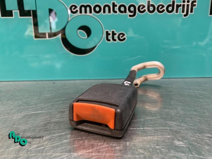 Veiligheidsgordel Insteek links-achter van een Volkswagen Co, Auto-onderdelen, Interieur en Bekleding, Volkswagen, Gebruikt, 3 maanden garantie