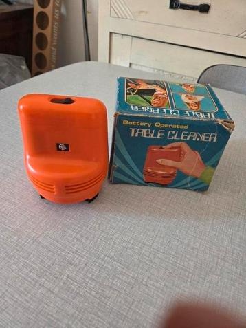 Vintage 70's tafelstofzuifer. beschikbaar voor biedingen