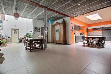 Appartement à vendre à Dottignies, 3 chambres, 164 kWh/m²/an, 400 m², Appartement, 3 pièces