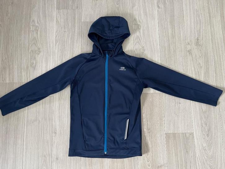 Kalenji jas softshell - 12 jaar, Kinderen en Baby's, Kinderkleding | Maat 152, Zo goed als nieuw, Jongen of Meisje, Jas, Ophalen of Verzenden